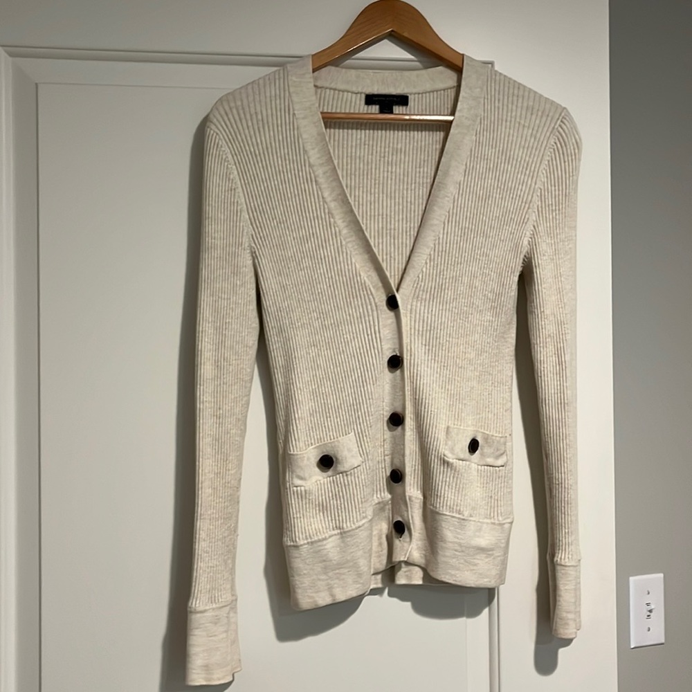 Banana Republic women’s ribbed cardigan, size S. Gently worn - good condition!